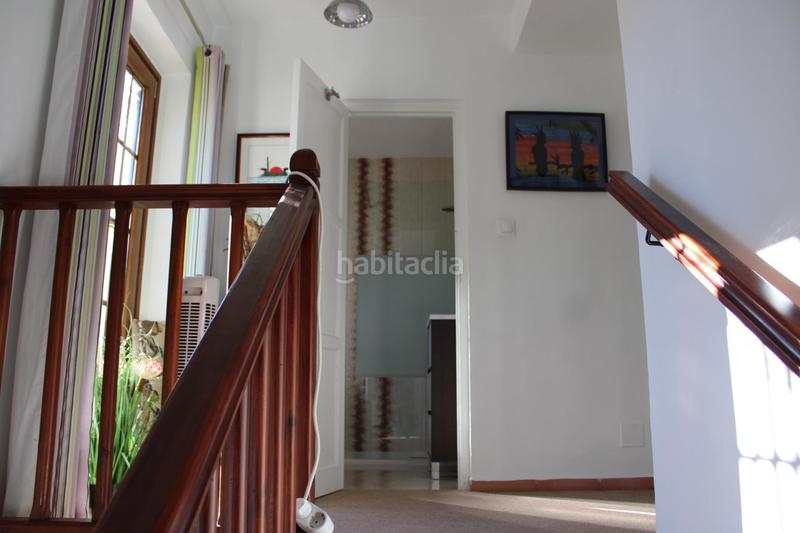 Foto 3ea78ed2-d290-4c91-849e-8fc1093e93d7. Casa adossada amb aparcament a Centro ciudad Fuengirola