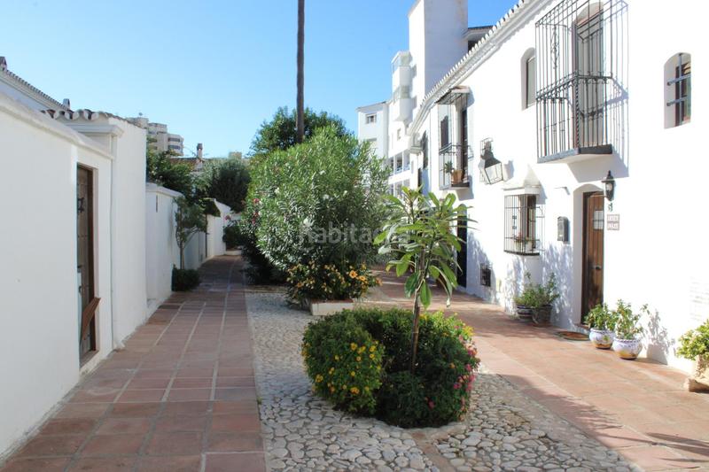 Foto 6bcde996-aff1-4b19-939f-2b68c6157699. Casa adossada amb aparcament a Centro ciudad Fuengirola