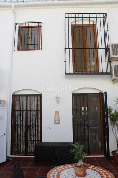 Foto b460c87a-38fa-4577-a57e-cab55771c8cc. Casa adossada amb aparcament a Centro ciudad Fuengirola