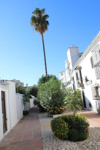 Foto f7b3b3ad-96aa-47cf-85d7-fe0674174d69. Casa adossada amb aparcament a Centro ciudad Fuengirola
