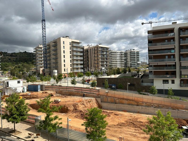 Foto 7c919acf-e9d8-4f06-8878-9a4a2f113d9f. Pis 92m<sup>2</sup> amb calefacció aparcament piscina a Llevant Viladecans
