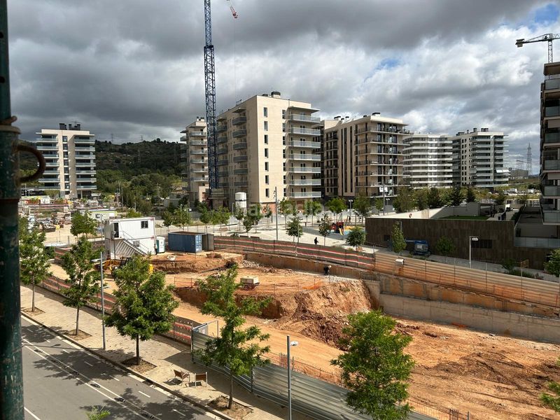 Foto fadf7dda-1830-4e08-8d37-d93e93e333c6. Etagenwohnung 100m<sup>2</sup> mit heizung pool in Llevant Viladecans