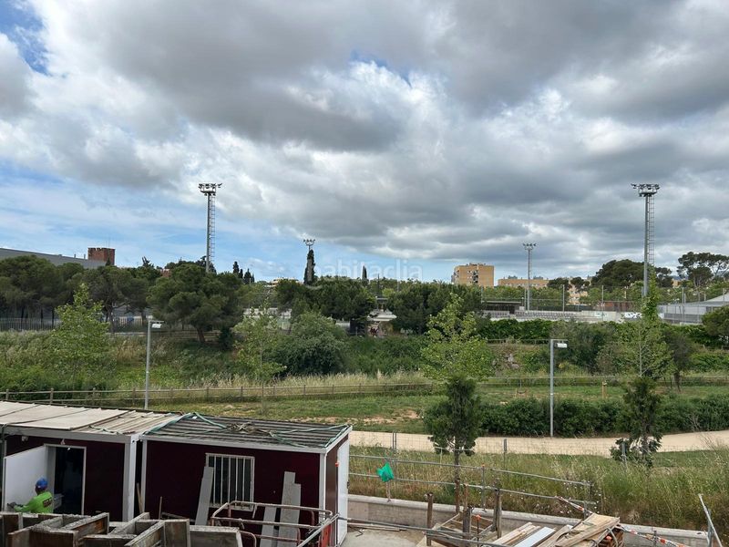 Foto f1ae4463-cb39-43bc-8194-c95e7eae8b3f. Flat 115m<sup>2</sup> with heating pool in Llevant Viladecans