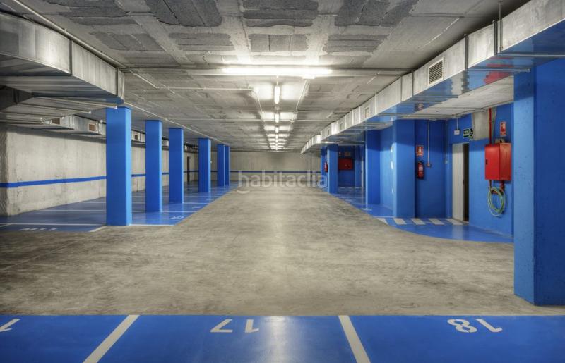 Foto 3138ef8c-9148-422b-8377-874fc5ebc6ba. Rent motorcycle parking in carrer de josep gaspà 13 in Sant Feliu de Llobregat