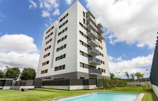 Aparcament de moto a Carrer de joana raspall 44. Plaza de parking para moto de obra nueva en venta.