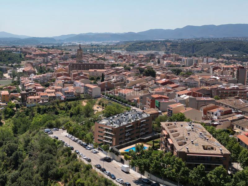 Foto 24fe4380-db21-44d4-aa55-86c8edc9add7. Penthouse 127m<sup>2</sup> with heating parking pool in Nucli Urbà Esparreguera