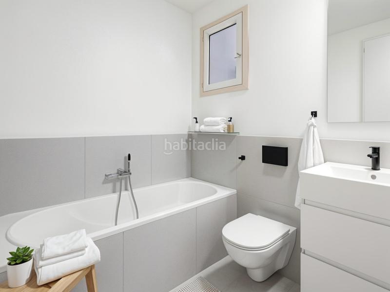 Foto 2b7eed2f-1b70-4689-8ee2-4a68de767f6e. Etagenwohnung mit heizung in La Teixonera Barcelona