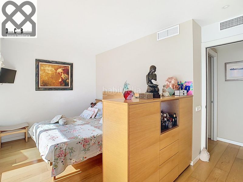 Foto a2e4e70e-c713-4b03-b9f0-11bfc784c0c8. Àtic amb calefacció aparcament a Centre-Can Nadal Sant Feliu de Llobregat