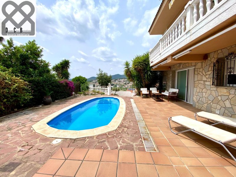 Foto 2c357c13-3510-46bd-b4a2-c49c7bd5e45e. Casa amb calefacció aparcament piscina a Caldes de Montbui