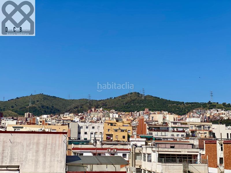 Foto bedd8804-abdd-4c93-bc2d-d4221b78b20b. Àtic amb calefacció a Prosperitat Barcelona