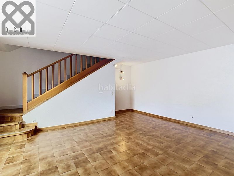 Foto 5533d97c-9321-42e1-a88b-3701a6641df1. Casa amb calefacció aparcament a Corbera de Llobregat
