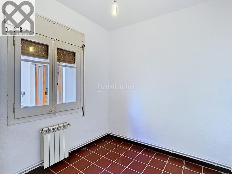 Foto a69c2a44-7a9d-49eb-bd31-843f49bb0c6e. Casa amb calefacció aparcament a Corbera de Llobregat