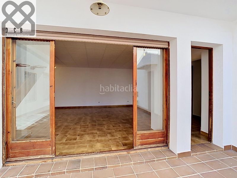Foto af088805-eaec-41c4-b021-1d66fb58e7d6. Casa amb calefacció aparcament a Corbera de Llobregat