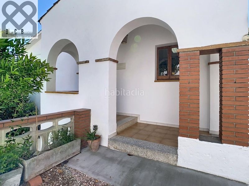 Foto c6953b59-cde7-4ee2-99f0-0bf9ad1b3e6f. Casa amb calefacció aparcament a Corbera de Llobregat