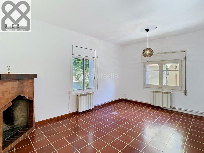 Foto cce1c726-2257-443c-92a3-63b2c667d4a5. Casa amb calefacció aparcament a Corbera de Llobregat