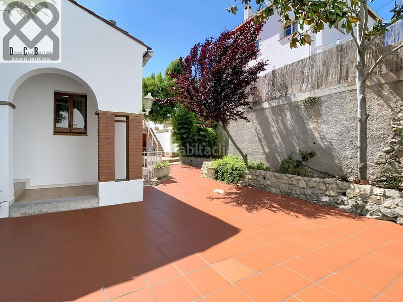 Foto e9bbdb13-9dea-4f62-b28a-94625c69cca5. Casa amb calefacció aparcament a Corbera de Llobregat