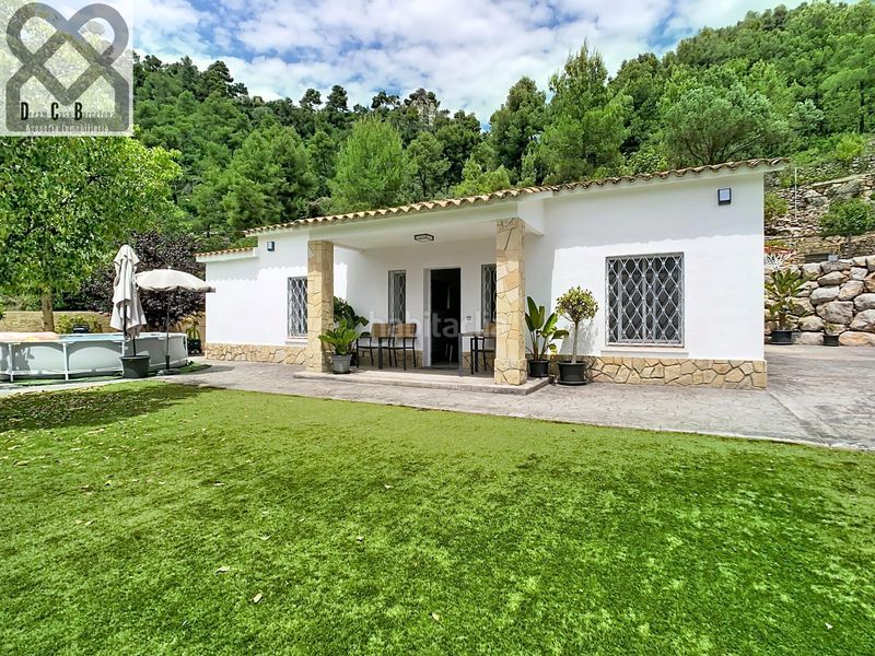 Foto 25914d53-e6bb-421a-93ca-e9812f0ab2a2. Casa amb calefacció aparcament a Corbera de Llobregat