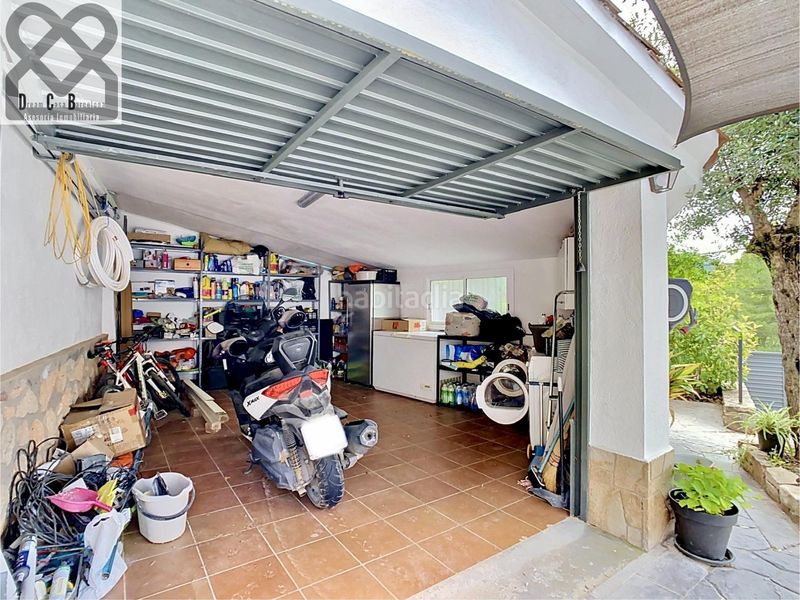 Foto 344922ca-4f00-4f3e-b72f-a4f372ecaed2. Casa amb calefacció aparcament a Corbera de Llobregat