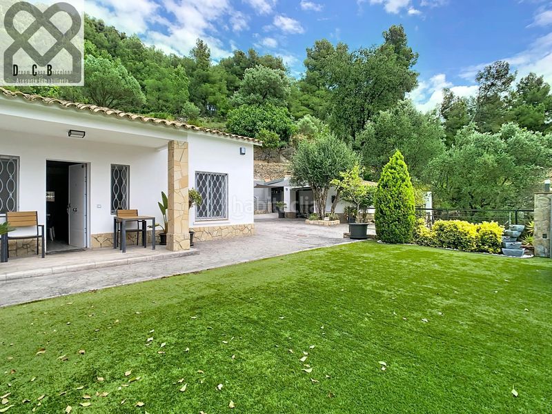 Foto a22d054d-4c8e-45a7-9568-67018fdc5c94. Casa amb calefacció aparcament a Corbera de Llobregat