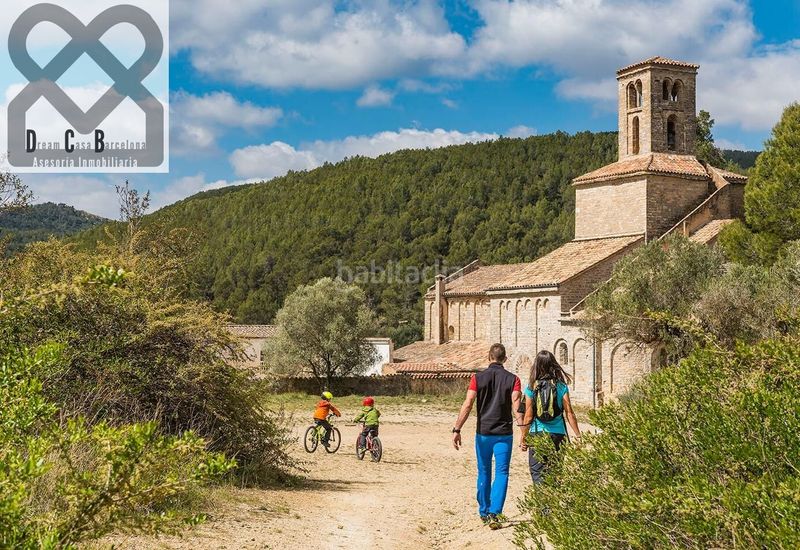 Foto eeed139d-e546-4563-b03c-fa672dc71f14. Casa amb calefacció aparcament a Corbera de Llobregat
