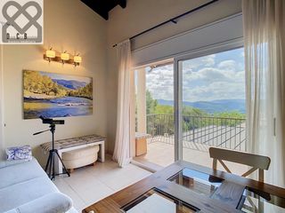 Haus in Corbera de Llobregat. Espectacular casa con dos viviendas independientes y vistas al b