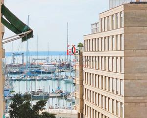 Apartment  Carrer de sant magí. Apartamento con parcial vistas al mar y amplias terrazas, cerca