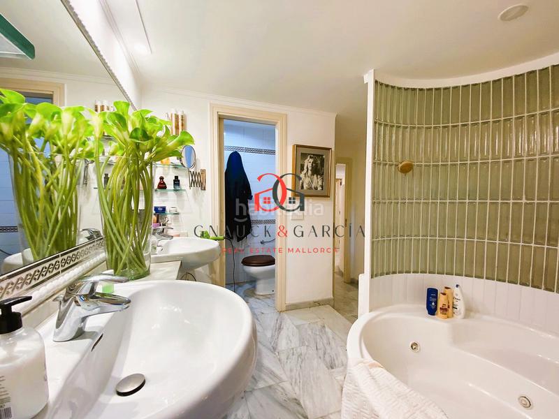 Foto 16f25c43-918a-475f-911e-2d171305b16e. Planta baja apartamento con gran terraza en bendinat, en Calvià