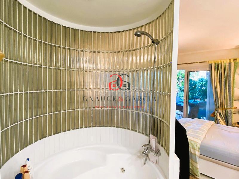 Foto c73d77cc-b1ea-425a-9ad0-b89f3f3ed1f3. Planta baja apartamento con gran terraza en bendinat, en Calvià