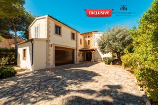 Chalet  Carrer gran via penyes rotges. Villa moderna con parcial vistas al mar