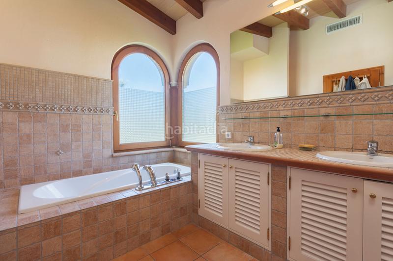 Foto 5599e388-2857-40c2-a0e4-7c0d46ededac. Chalet con camino riscaldamento parcheggio piscina in Calvià