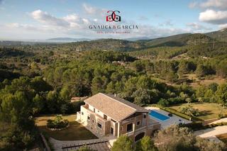 Chalet  Carrer batle josep canyelles. Hermoso chalet en las montañas de santa maria del cami