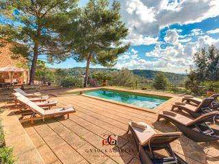 Chalet  Carrer pere rosselló i oliver, batle. Finca con vistas panorámicas y licencia de alquiler vacacional e