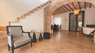 Maison  Carrer caty salom i parets. Casa con preciosa terraza interior en venta en el corazón de san