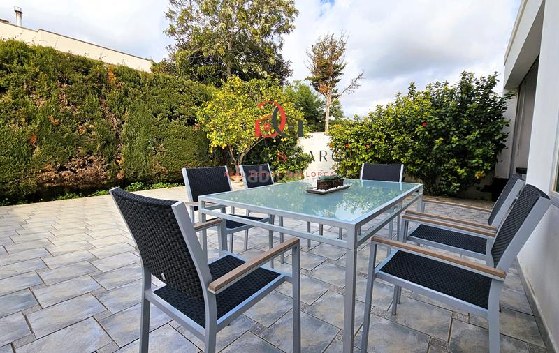 Foto 77d99936-14f5-44ec-9854-8eb4a2855b97. Reihenhaus mit kamin heizung parking in Son Verí Llucmajor