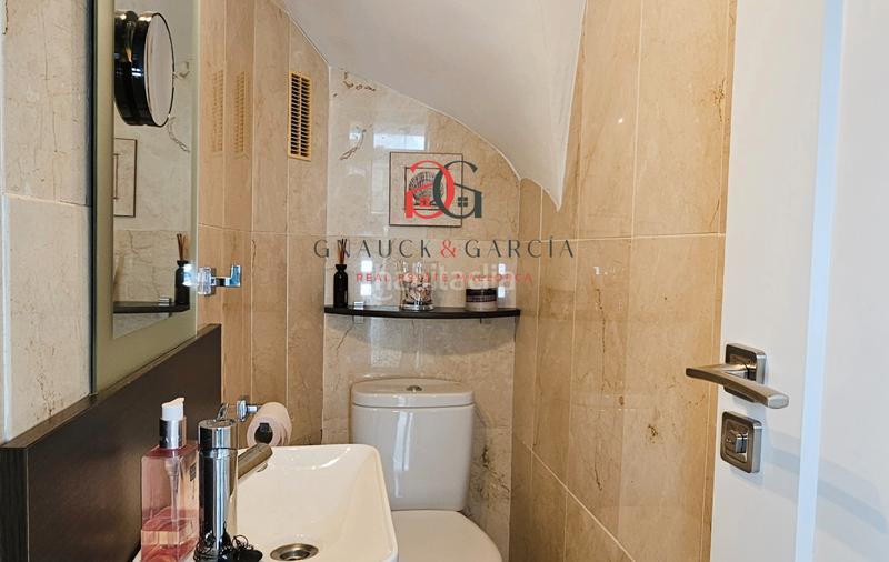 Foto db6fd5a2-08e2-4554-8e07-205073edda3a. Reihenhaus mit kamin heizung parking in Son Verí Llucmajor