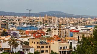 Àtic  Carrer de jean batten. Ático reformado con increíbles vistas  sobre toda la bahia de  p