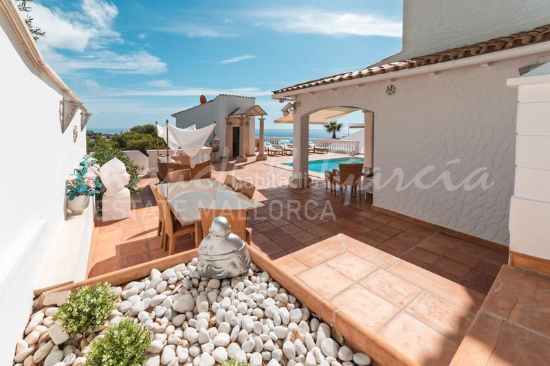 Foto 669e56e5-d4a9-4f44-a6ec-80d8bb93ce80. Chalet avec cheminée chauffage parking piscine dans Calvià