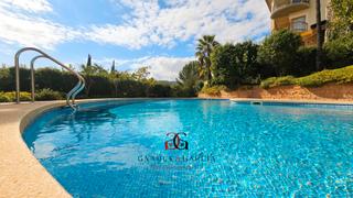 Apartament  Carrer de xile. Bonito apartamento en un complejo bien cuidado con piscina, cerc