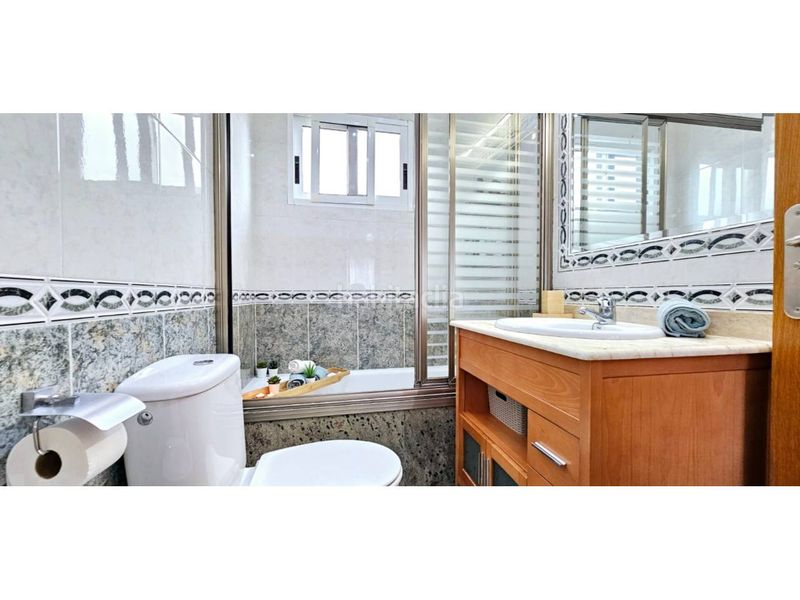 Foto 5c56a741-c030-4329-8616-86ee0114622a. Semi detached house in calle marchante 23 in Jumilla