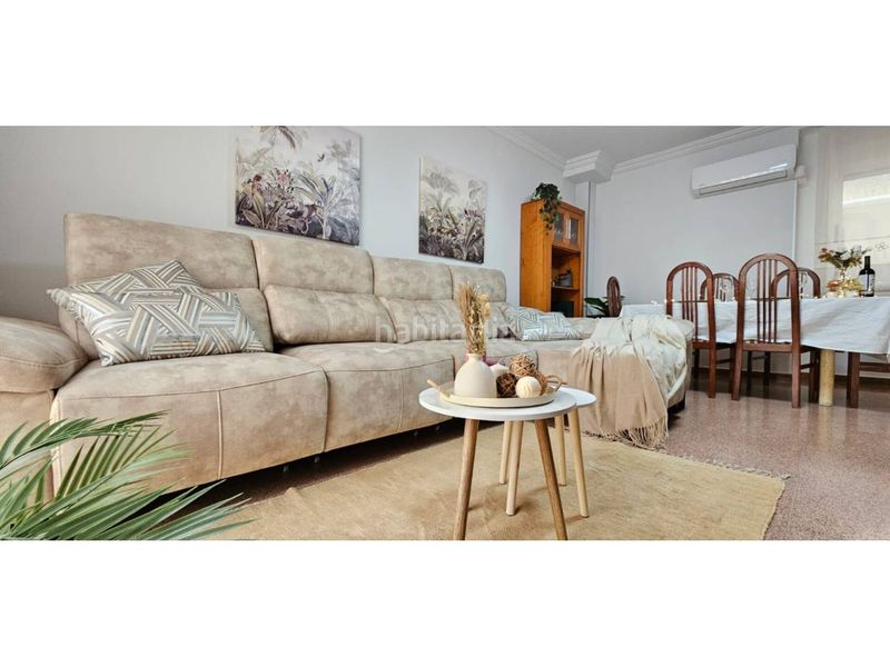Foto 784ff3b6-0f6c-4438-b207-86023a341252. Semi detached house in calle marchante 23 in Jumilla