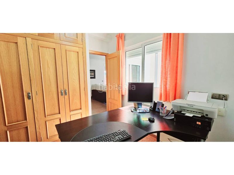 Foto a6529182-fcee-4410-a7d3-2a259beae396. Semi detached house in calle marchante 23 in Jumilla
