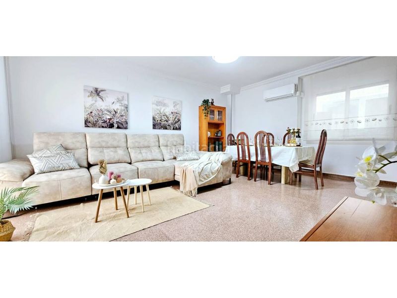 Foto aca61c5e-fbeb-4dea-b3cc-1f8441b4b6e6. Semi detached house in calle marchante 23 in Jumilla