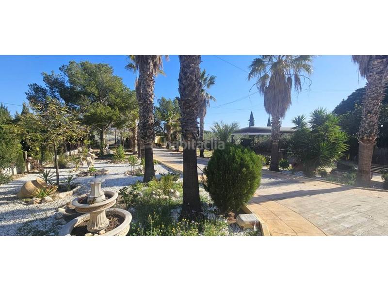 Foto 77eedea6-fe4a-4d6f-9cc9-dfa180bbba13. Chalet mit pool in Centro Molina de Segura