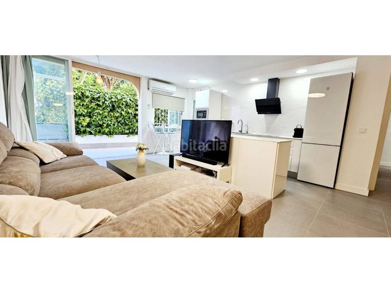 Foto 664c75f7-1397-4b57-b003-465f3d67fc70. Piso exclusiva planta baja de diseño en urbanización altorreal con jardín privado. en Molina de Segura