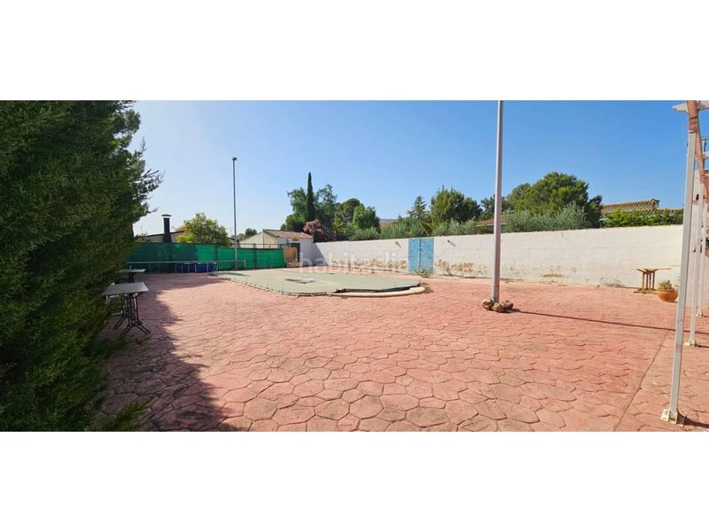 Foto 3a95601a-086f-4acc-8c1a-f44274460bc7. Masia amb piscina a Jumilla