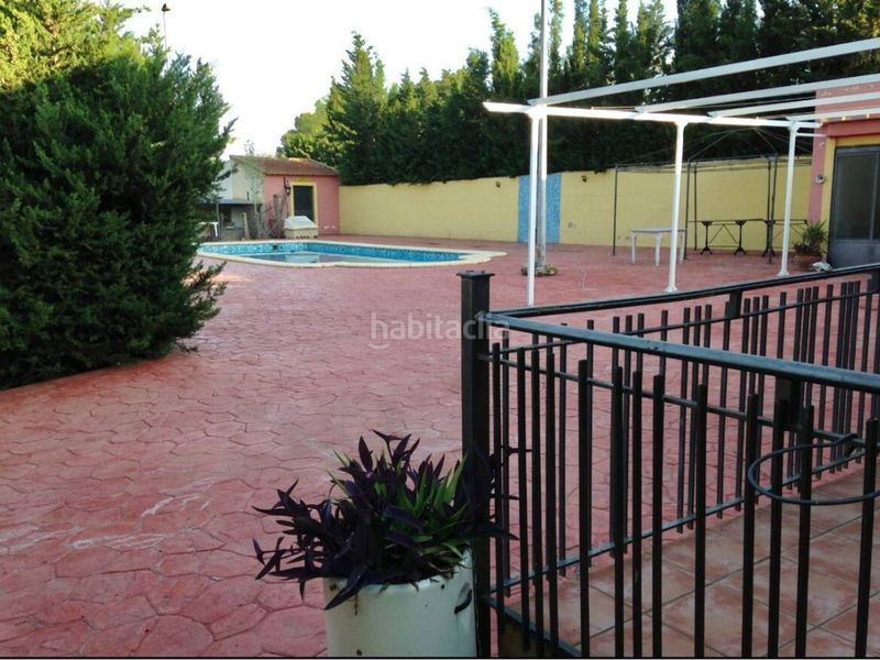 Foto 789556b3-a036-4a2d-8a1d-9e23974ee937. Masia amb piscina a Jumilla