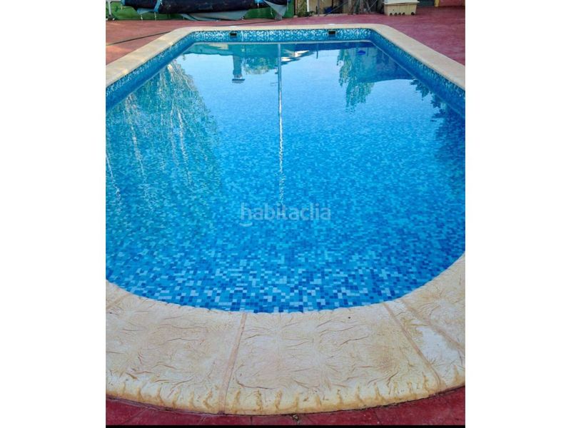 Foto daec21ef-d92a-494e-a7f5-eafbdab55289. Masia amb piscina a Jumilla