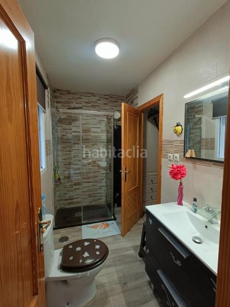 Foto 3c871b9d-f702-47fc-a6ce-733604199fac. Casa  con parcela, piscina y negocio funcionando en Estremera