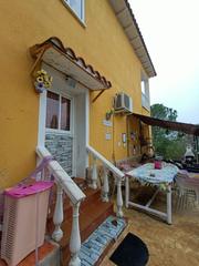 Casa  Romero. Casa con parcela, piscina y negocio funcionando