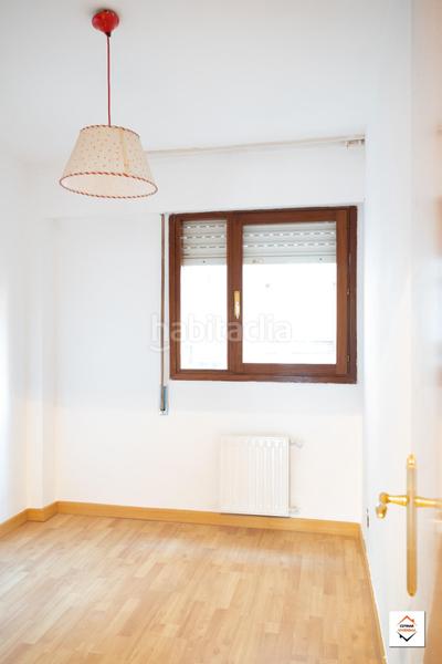 Foto 742ddeef-4ce4-4a66-9224-f250f0b3b629. Apartamento piso julio garcia condoy 22 en Parque de los Cineastas Zaragoza